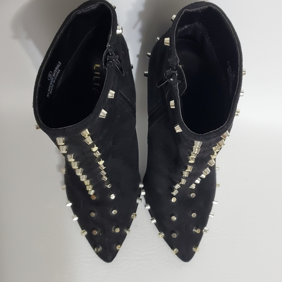 Liliana Black Gold Tone Studded Heeled Boots Women's Booties Size 8 - Picture 5 of 8
